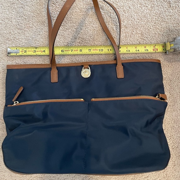 Michael Kors Navy Vinyl Bag - Picture 4 of 5